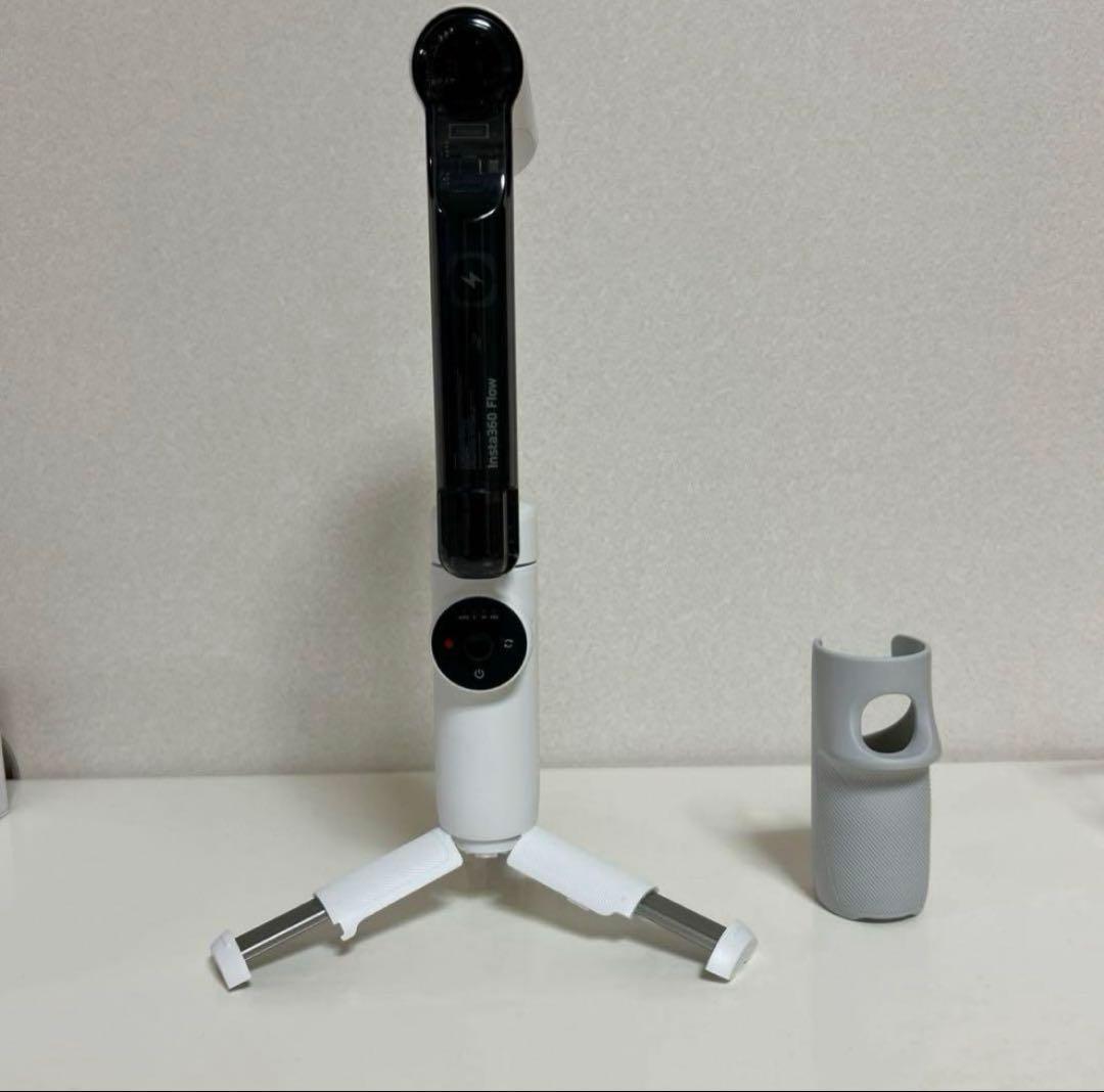 【美品 】insta360 Flow スマートフォン用AIスタビライザー