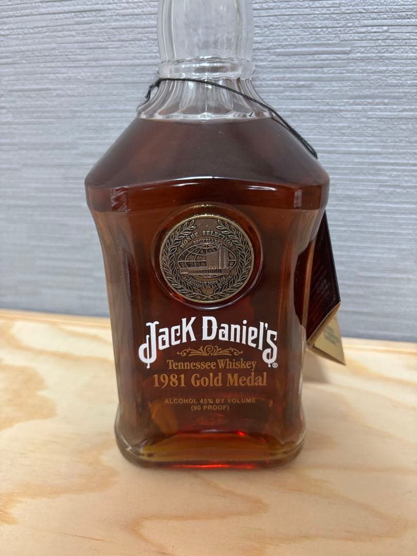JACK DANIELSジャックダニエル1981ゴールドメダル