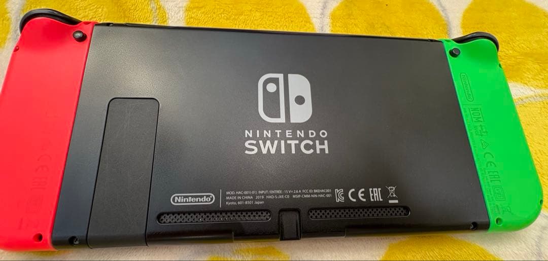 Nintendo Switch 本体　カバー　Joy-Con付