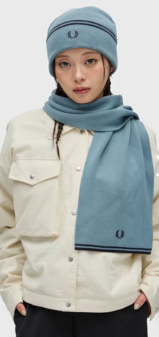 FRED PERRY フレッドペリー マフラー ライトブルー