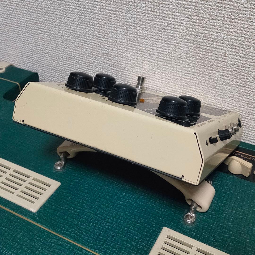 ギター Behringer VT999 Vintage Tube Monster
