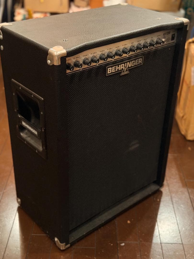BEHRINGER KX1200 キーボードアンプ PA