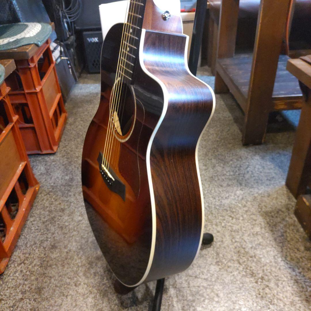 Taylor 214ce エレアコ (管理キワ)