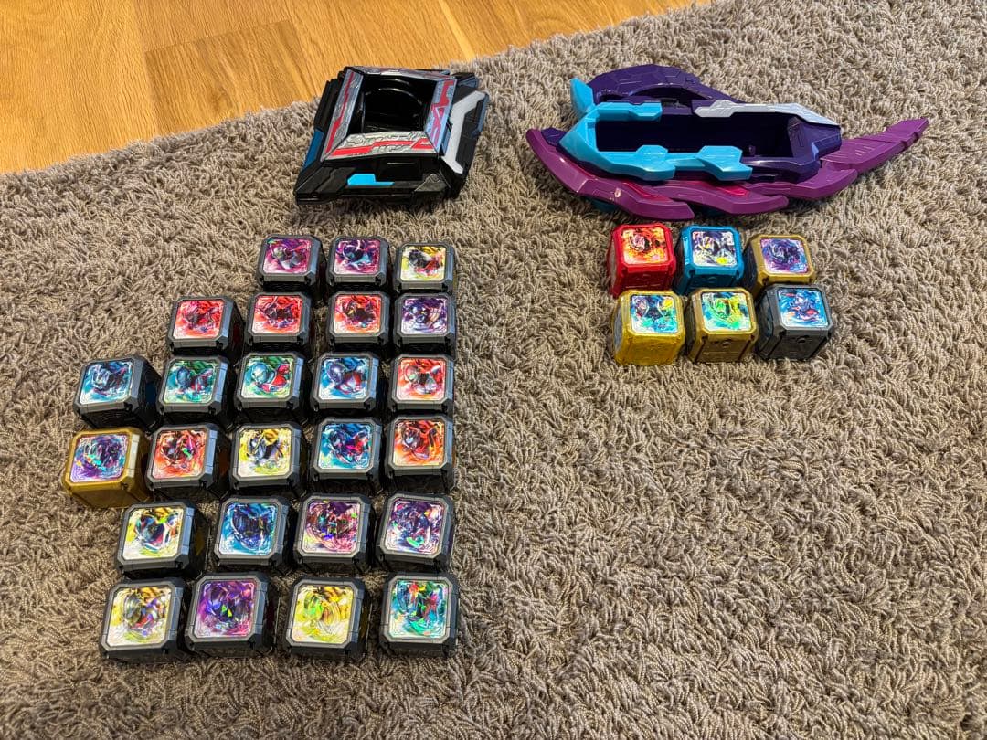 1月5日限定値引中　ウルトラマンアーク　サトゥルーアーマーキューブ他　まとめ売り