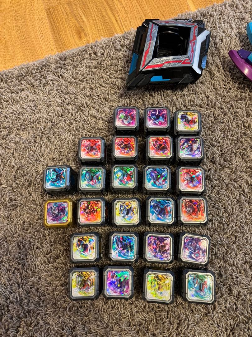 1月5日限定値引中　ウルトラマンアーク　サトゥルーアーマーキューブ他　まとめ売り