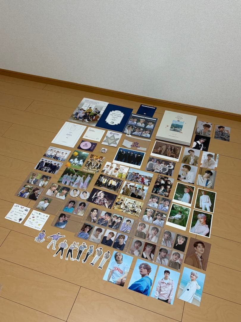 ASTRO フォトブック、ステッカー、トレカセット