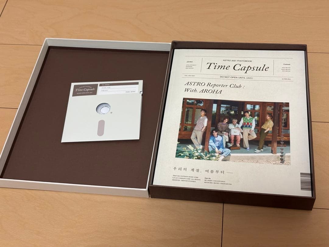 ASTRO フォトブック、ステッカー、トレカセット