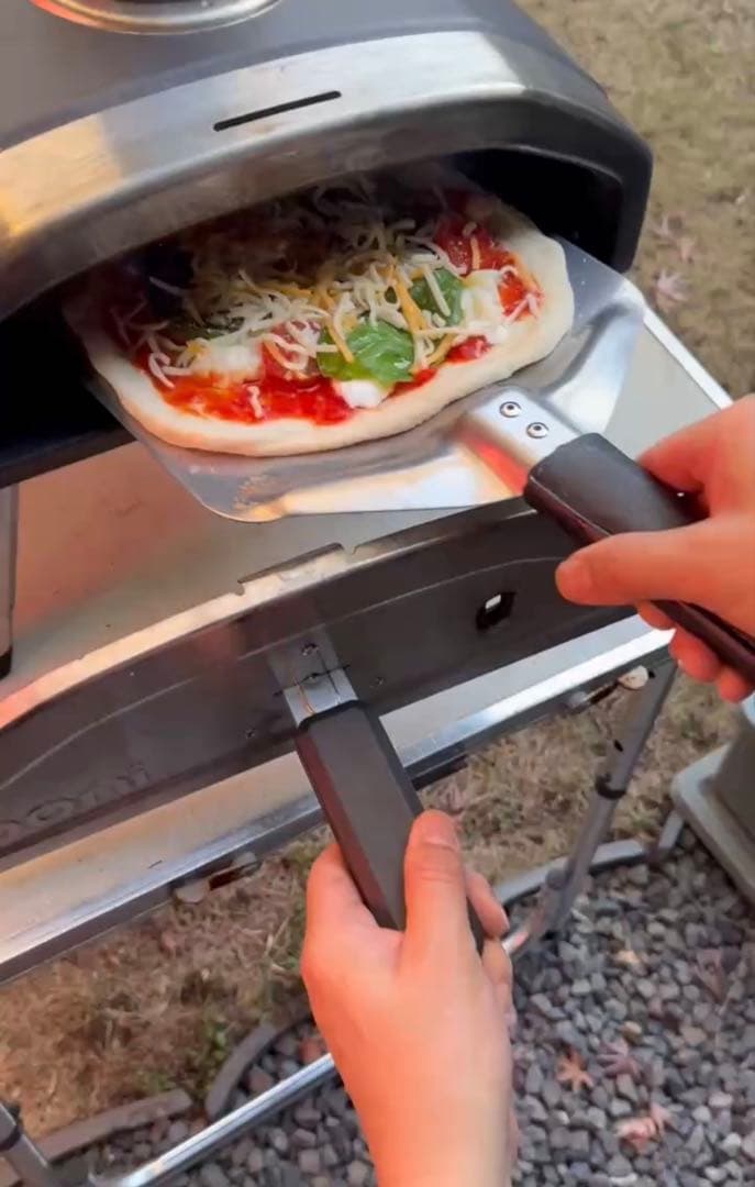 Ooni Fyra 12 ポータブル　ピザ釜　別売ピザピール付　キャンプ