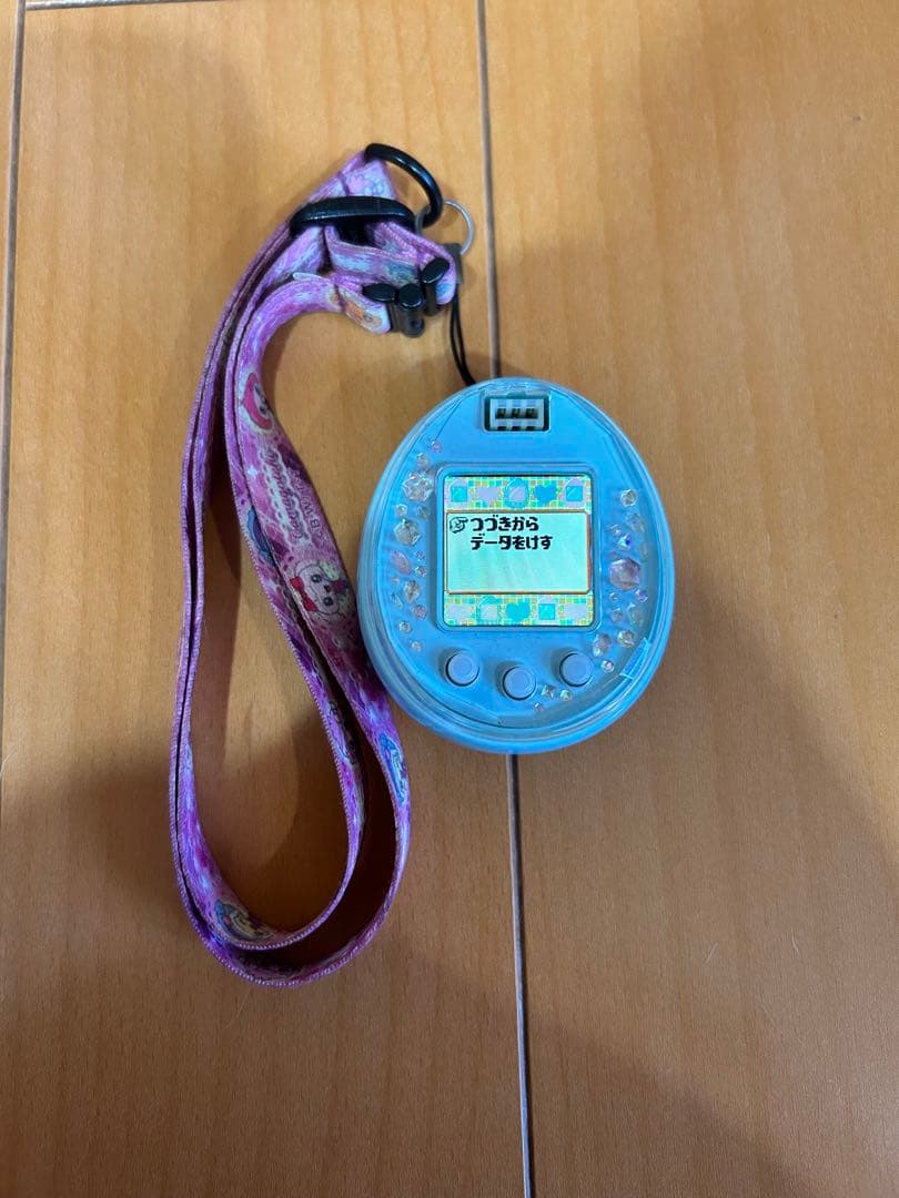 たまごっちp's 水色 たまごっちピース