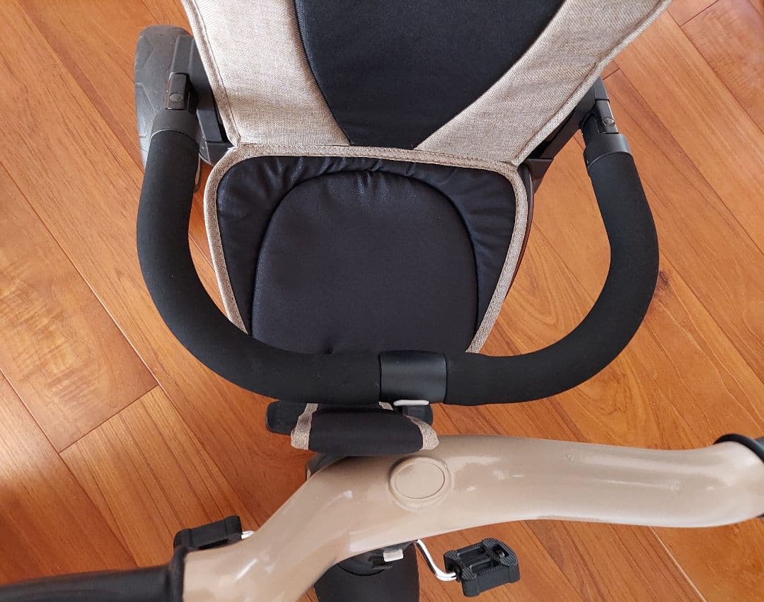 折り畳み三輪車 変形機能付き　子供用三輪車