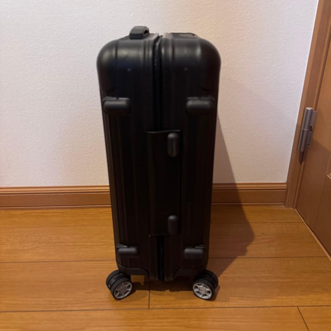美品 リモワ サルサ ブラック 32L 4輪