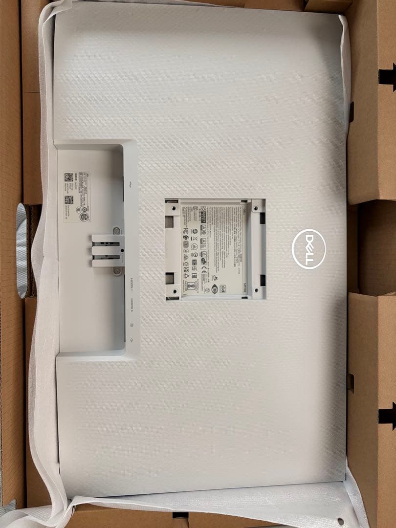 Dell S2721Q 4K 27インチモニター 本体