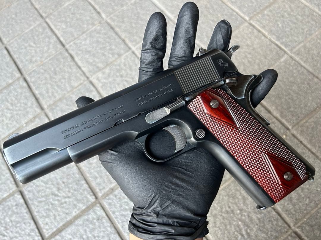 ウエスタンアームズ　ライバック　1911 米国へレッツ製ココボログリップ