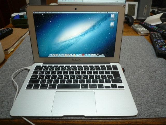 MacBook本体 MacBook Air A1465(MD233J) SSD256G win7