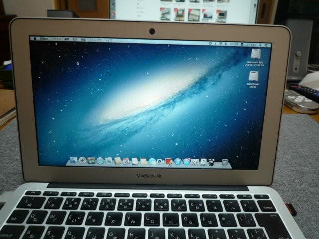 MacBook本体 MacBook Air A1465(MD233J) SSD256G win7