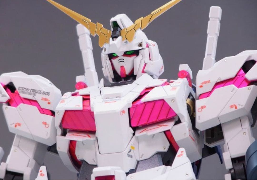 PG 1/60 ユニコーンガンダム　塗装済完成品