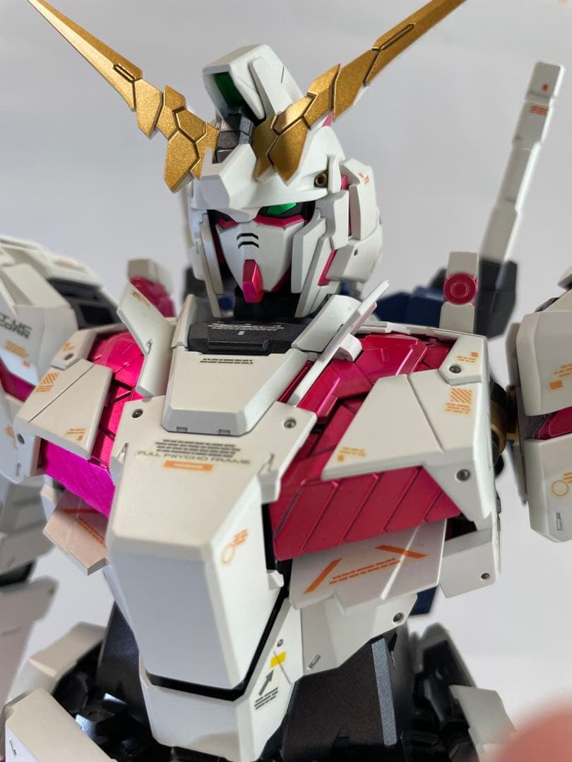 PG 1/60 ユニコーンガンダム　塗装済完成品