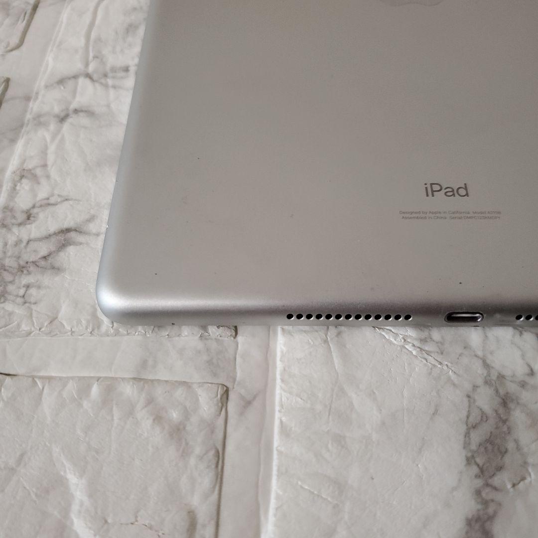 241 iPad 8世代 32GB SIMフリー シルバー