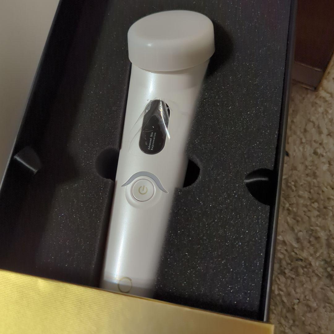 ENEO AVOLOGI GRATiAE 美顔器