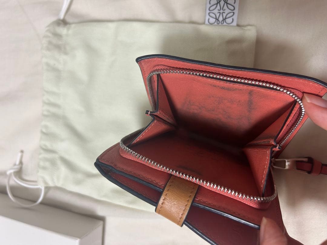 LOEWE 二つ折り財布 ベージュ