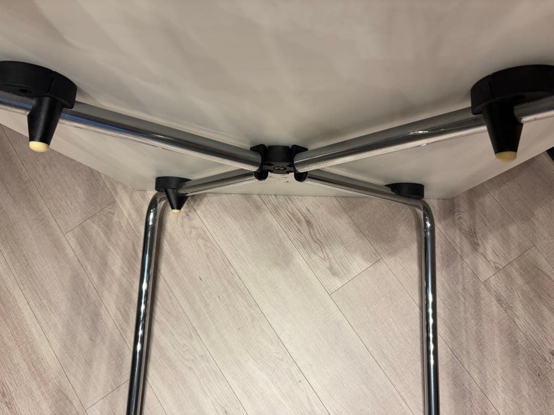 vitra ヴィトラ　HAL ハルテーブルスクエア　北欧スタイル　モダン　美品