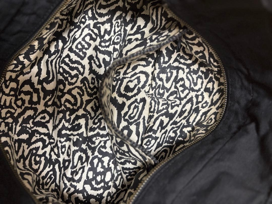 DIESEL ブラック ハンドバッグ