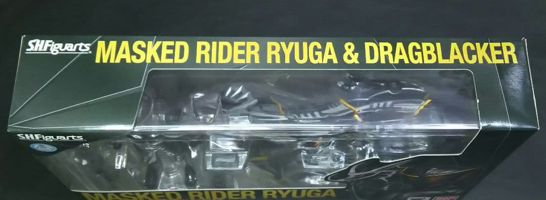 S.H.フィギュアーツ 仮面ライダーリュウガ