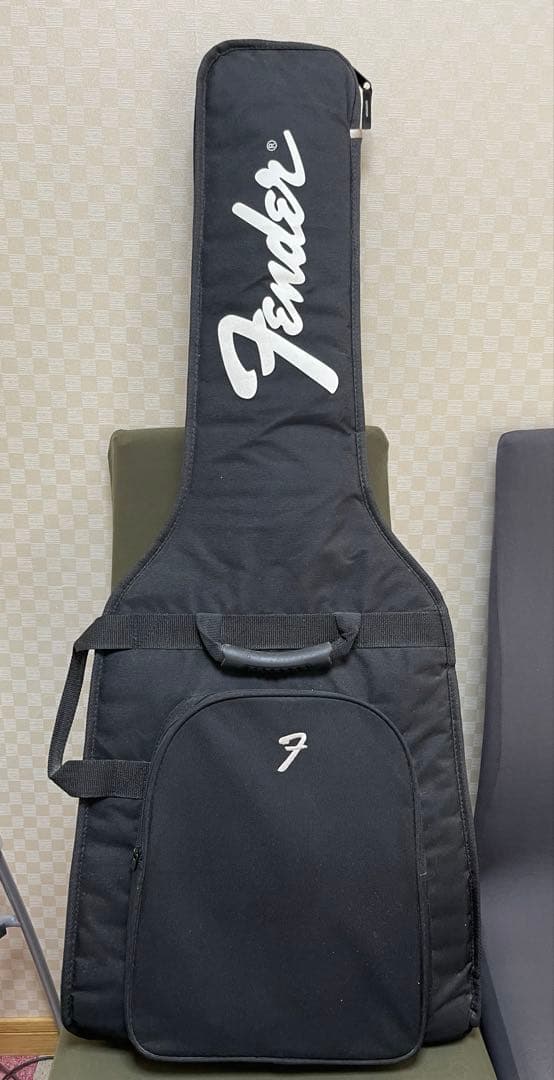 Bellwinフェンダー　STRAOCASTER エレキギター