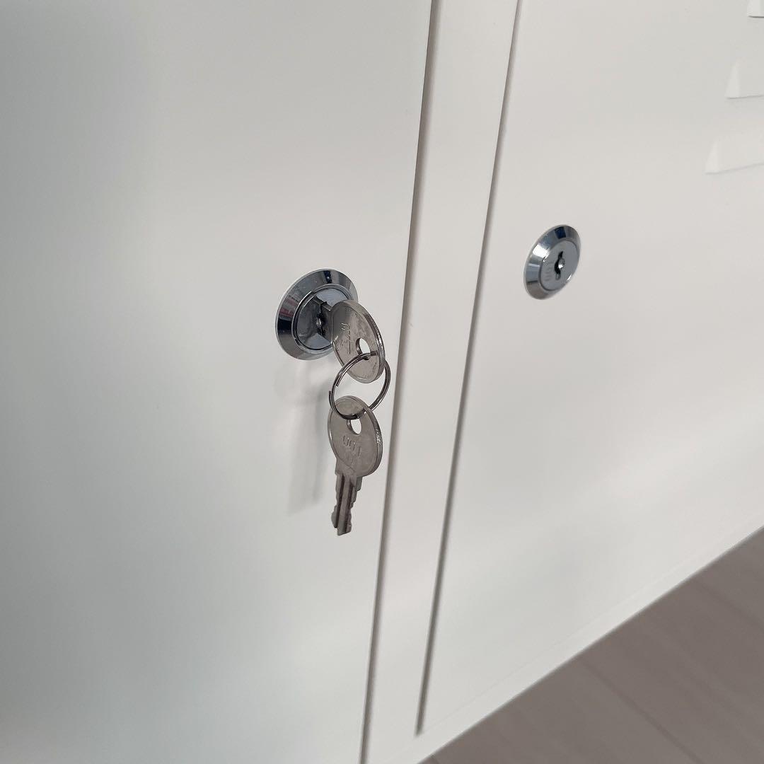 IKEA ホワイトキャビネット 119cm