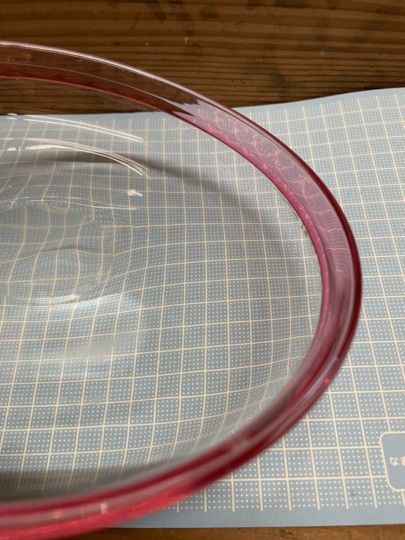 レトロ　ガラス皿【m1495 大正ガラス　明治　吹きガラス　骨董　ウランガラス】