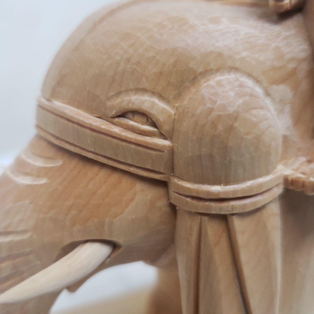 Ｂフライデー蔵出し特価ノミ跡手彫りヒバ材 帝釈天像2.2寸 総高さ約22.5cm