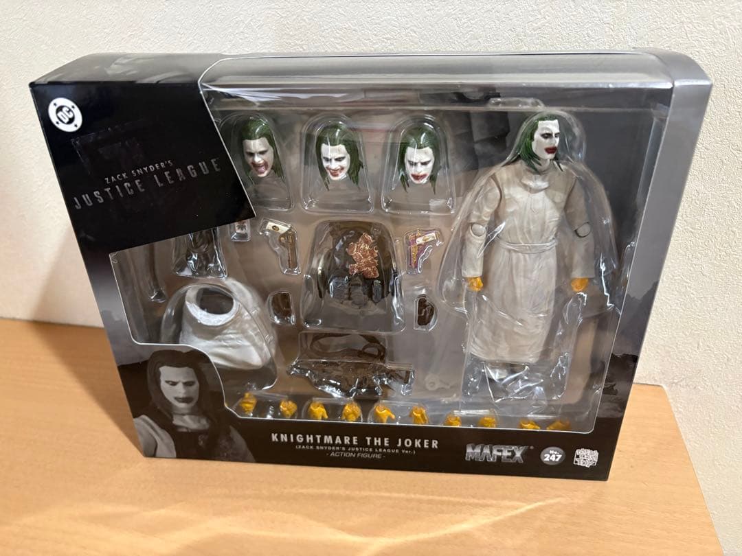 ジャスティスリーグ ザック スナイダーカット mafex ナイトメア ジョーカー