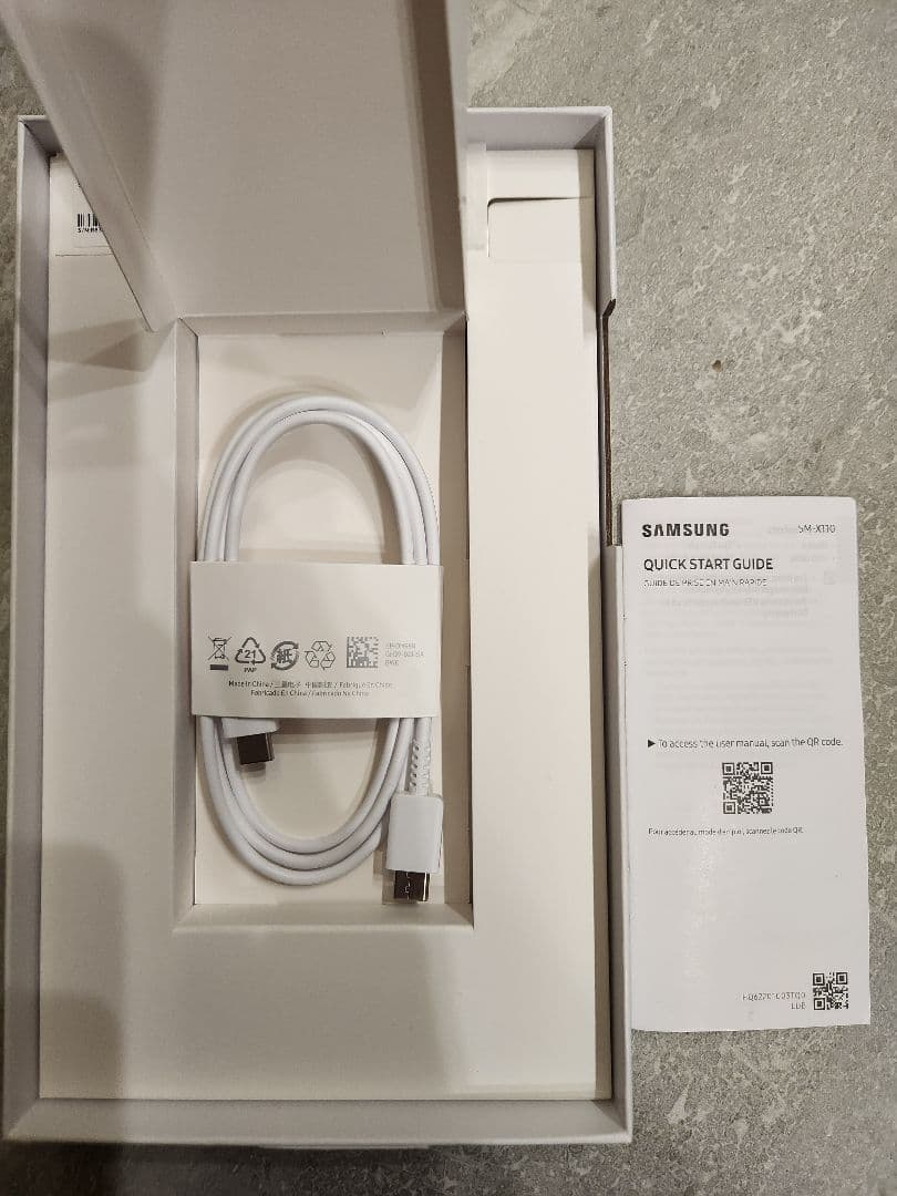 美品 Samsung Galaxy Tab A9 タブレット フィルム・ケース付