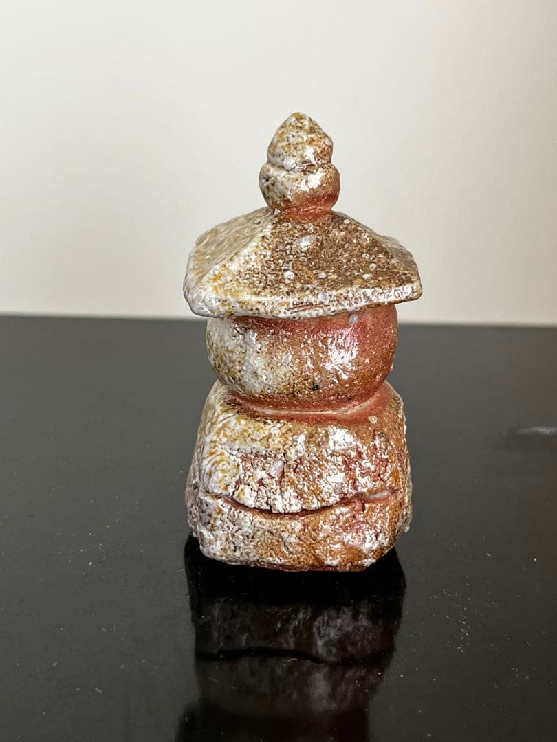 岸野寛　伊賀焼〆香合　京都思文閣個展　共箱　五輪塔　茶道　茶道具　陶芸