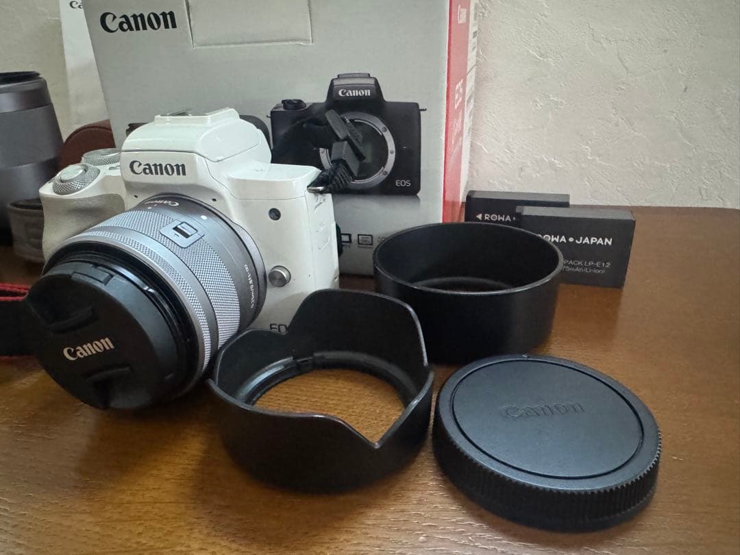 Canon EOS Kiss M ダブルレンズキット➕ EF-M55-200mm