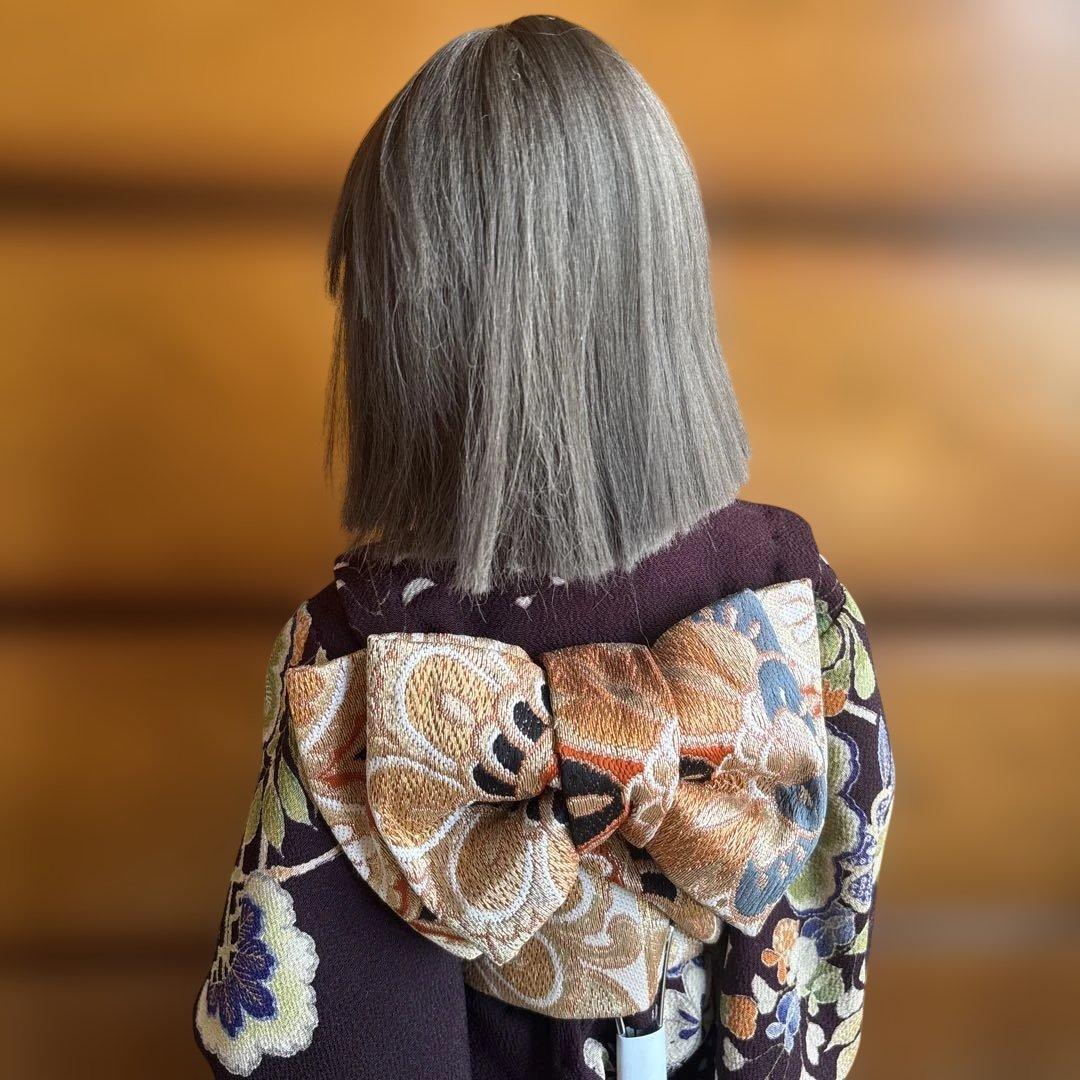 ㊶紫色花柄着物の人形　三越で購入