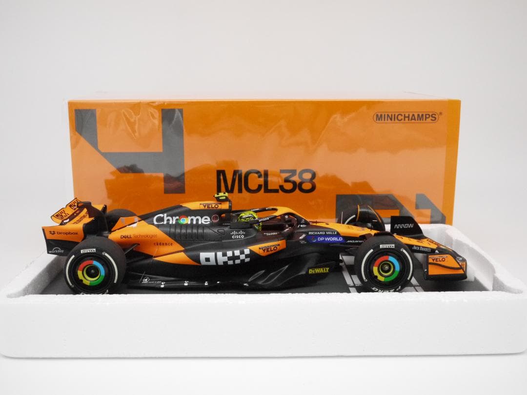 まるく1/18 マクラーレン MCL38 マイアミGP 初優勝 L.ノリス