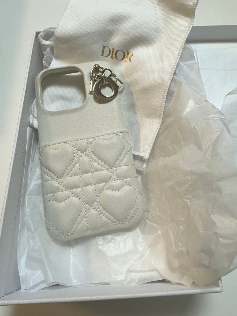 DIOR カナージュ　iPhone15Pro スマホケース