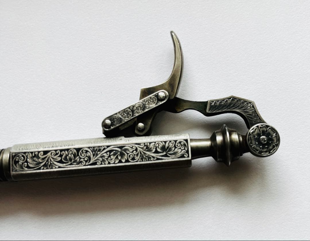 中山英俊 ライド・ザ・ウイング／竹内重利彫金