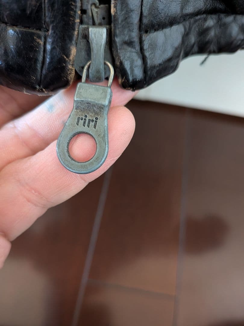 バックラッシュ　イサムカタヤマ　シングルライダース　カーフ　サイズS