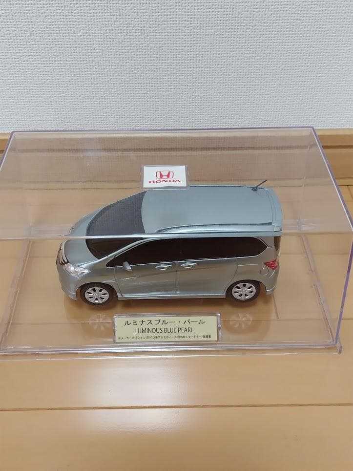 【美品・送料無料】ホンダ フリード ＦＲＥＥＤ　ディスプレー用スケールモデル