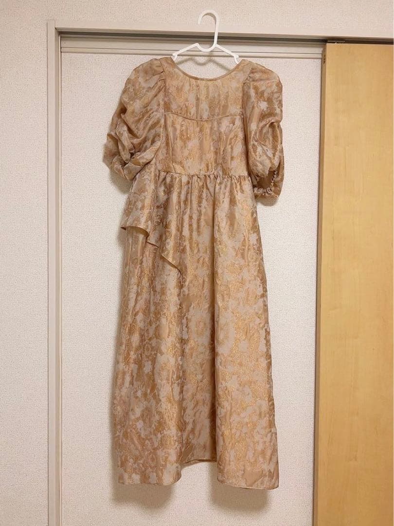 ANDRESD バブルスリーブジャガードドレス