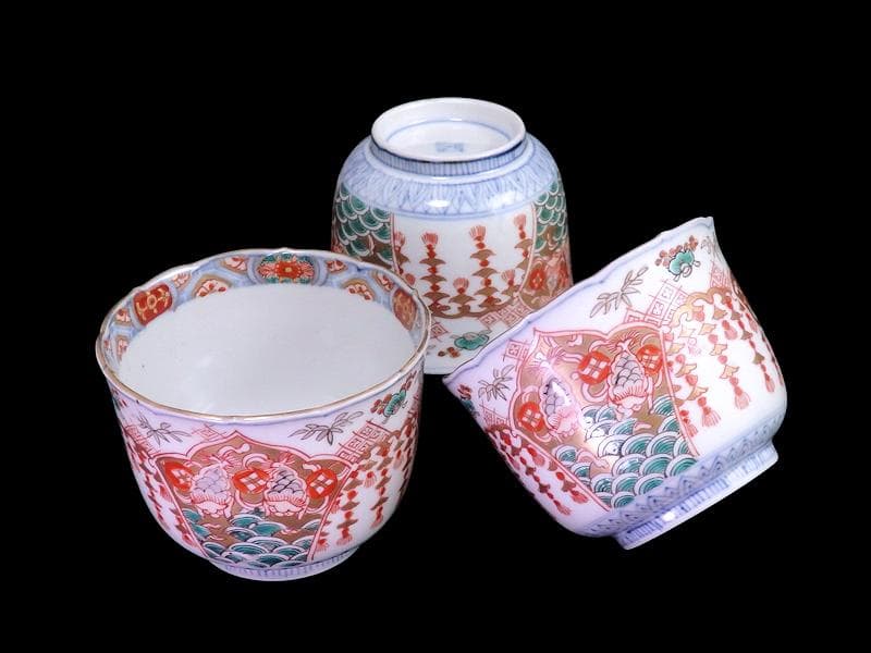 古伊万里　瓔珞紋に松竹梅　獅子に青海波の図　向付　３客　E766AS-fbtr