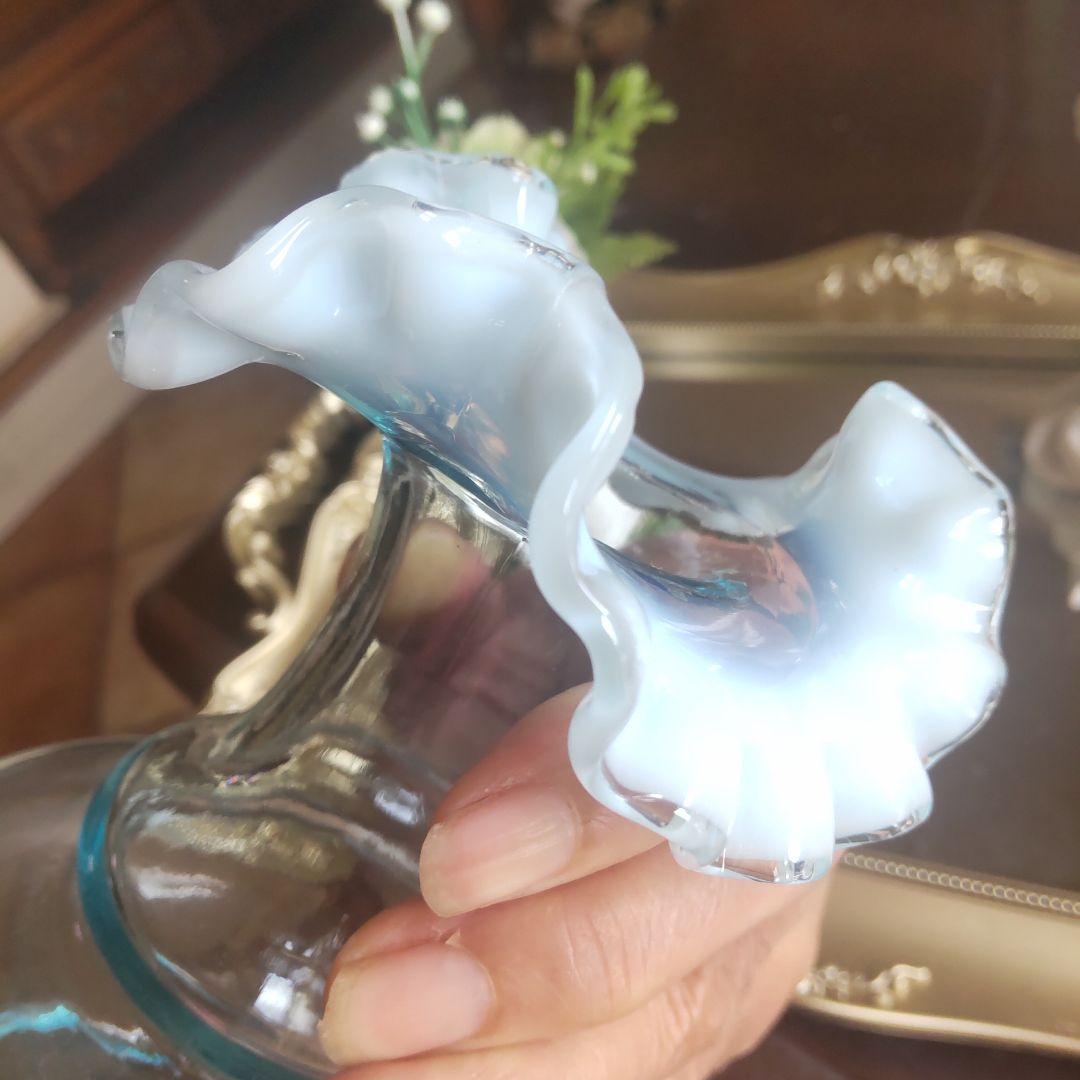 【お値下げ】フェントン　ラッフル花瓶　フリル　オパールセント　ヴィンテージ