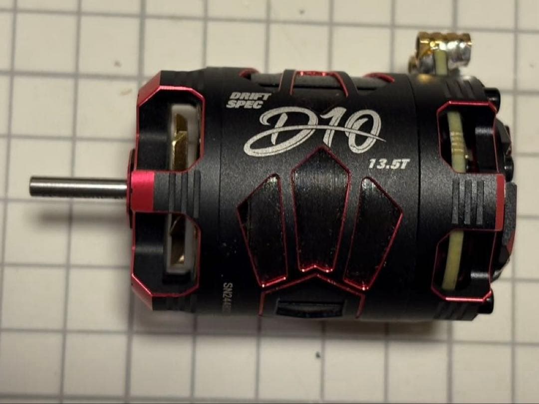 HOBBYWING XeRuN D10 ブラシレスモーター 13.5T(赤)