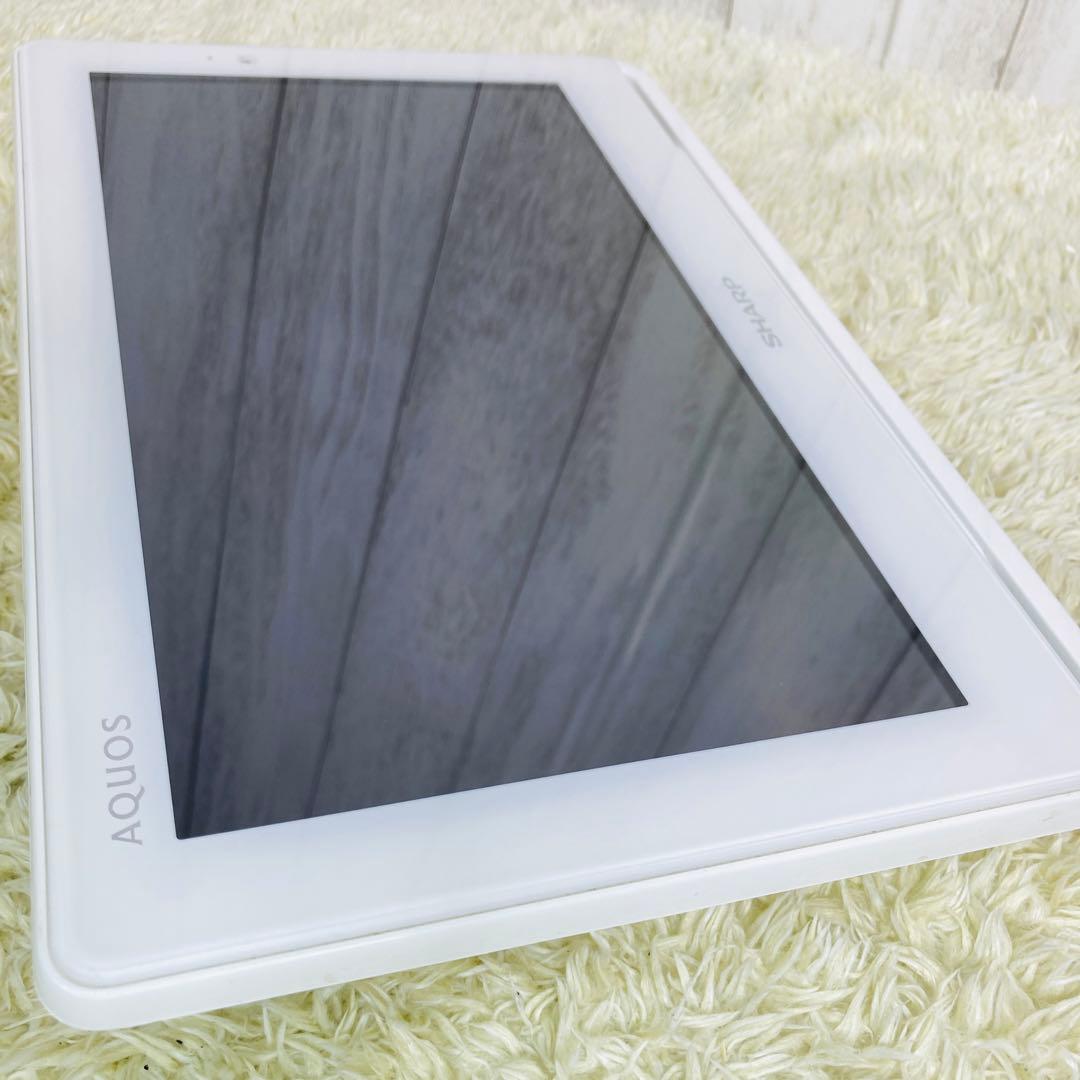 【極美品】SHARP シャープ ポータブルテレビ AQUOS 2T-C12AF