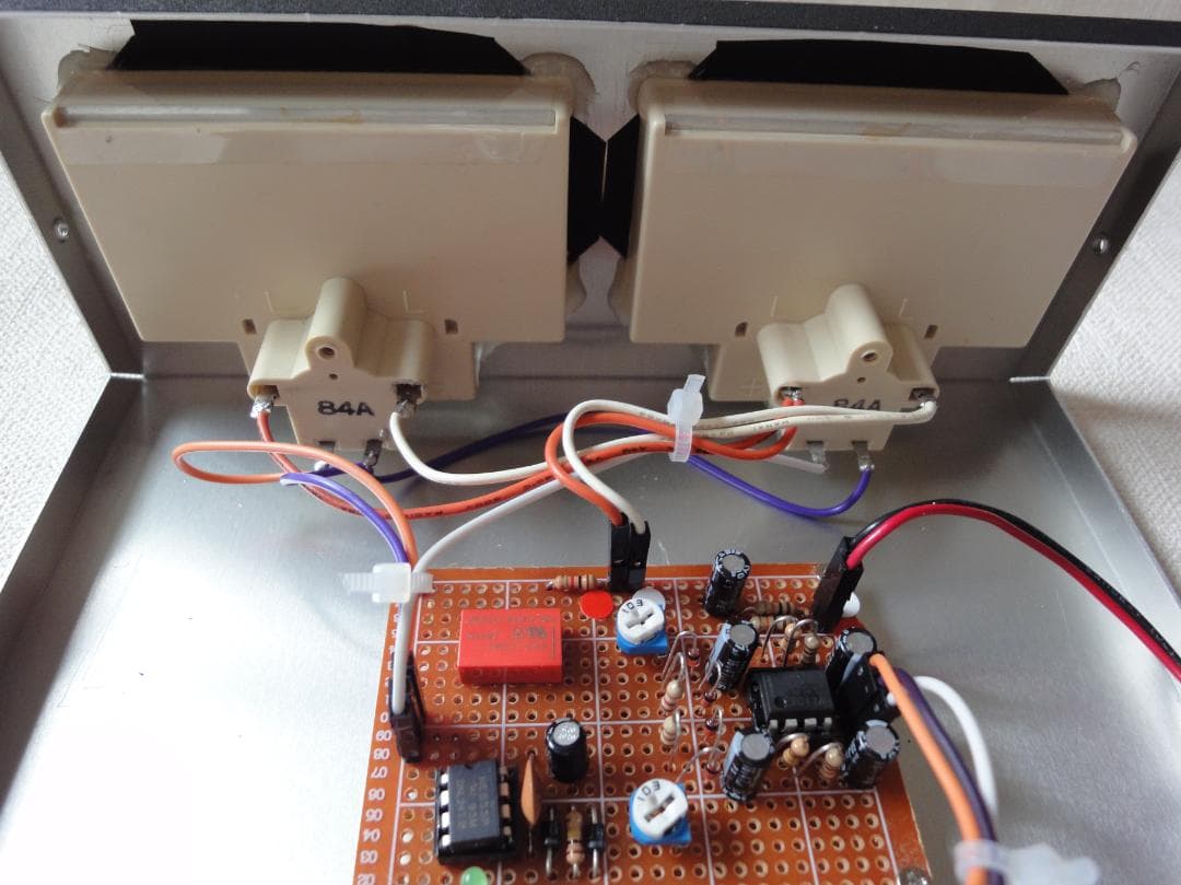 自作ステレオVUメーター202号機（TEACワイドタイプ大型）
