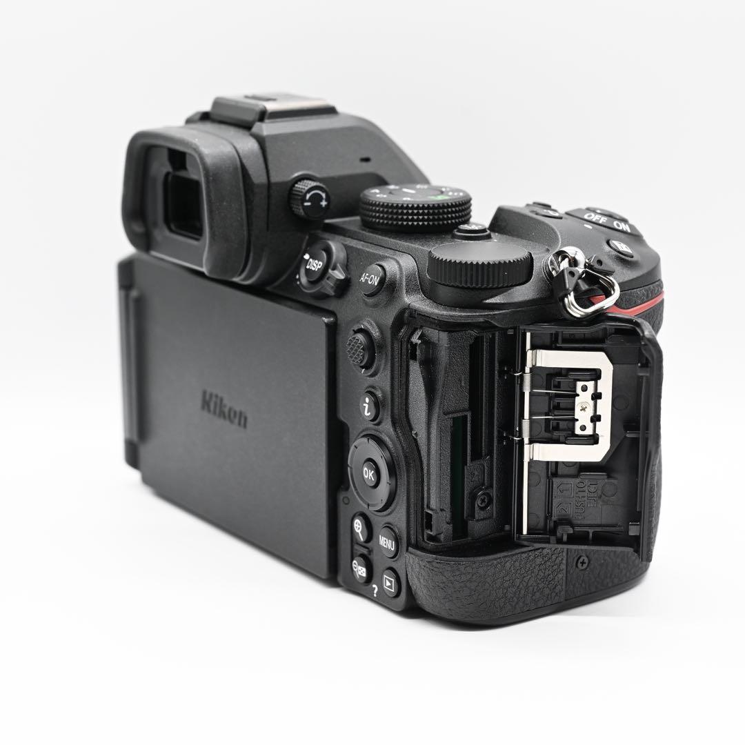 【極上品】Nikon Z5II ボディ