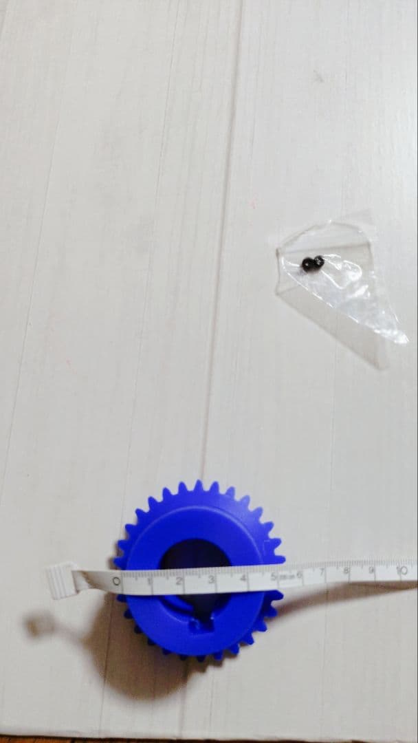 テーパベベルギヤ 1.0モジュラス 20歯 8 mm内穴 1:1 プラスチック