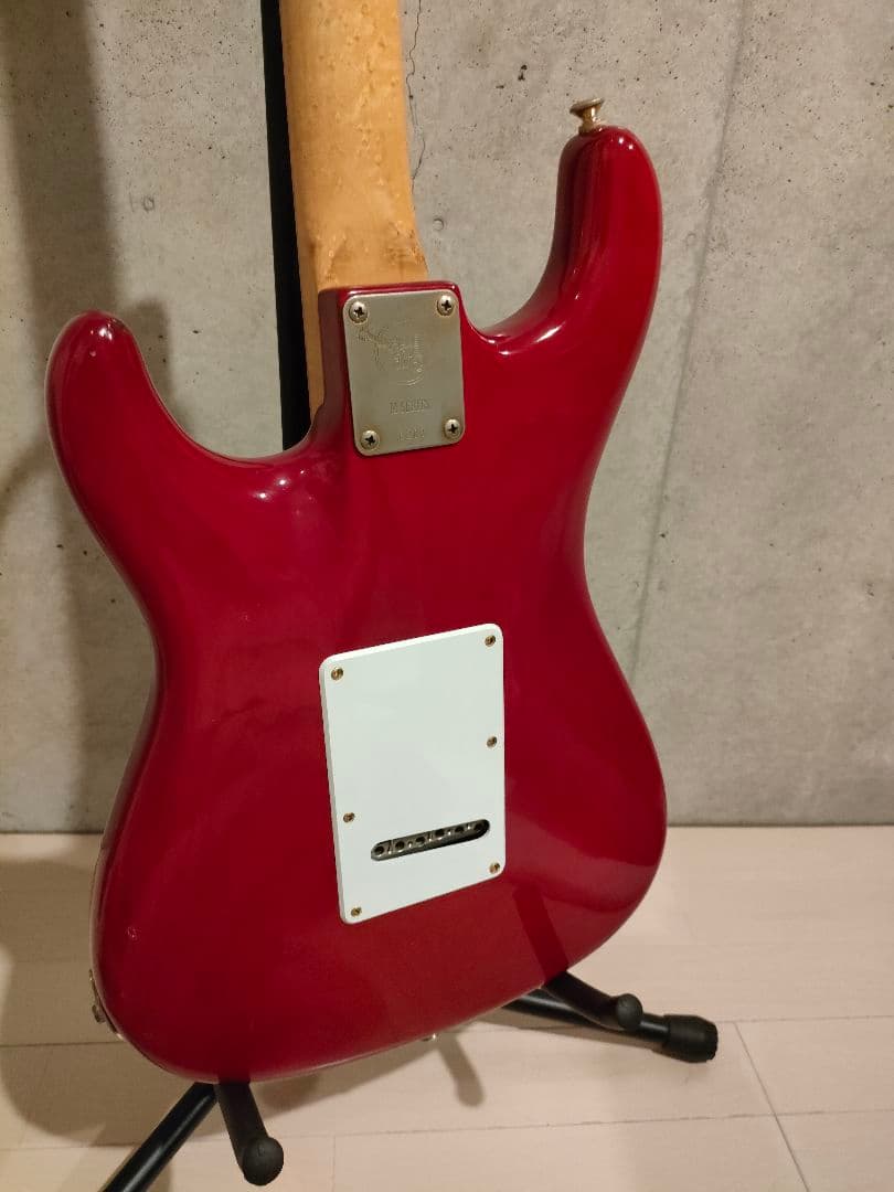 Valley Arts Mシリーズ 3S ストラトタイプ